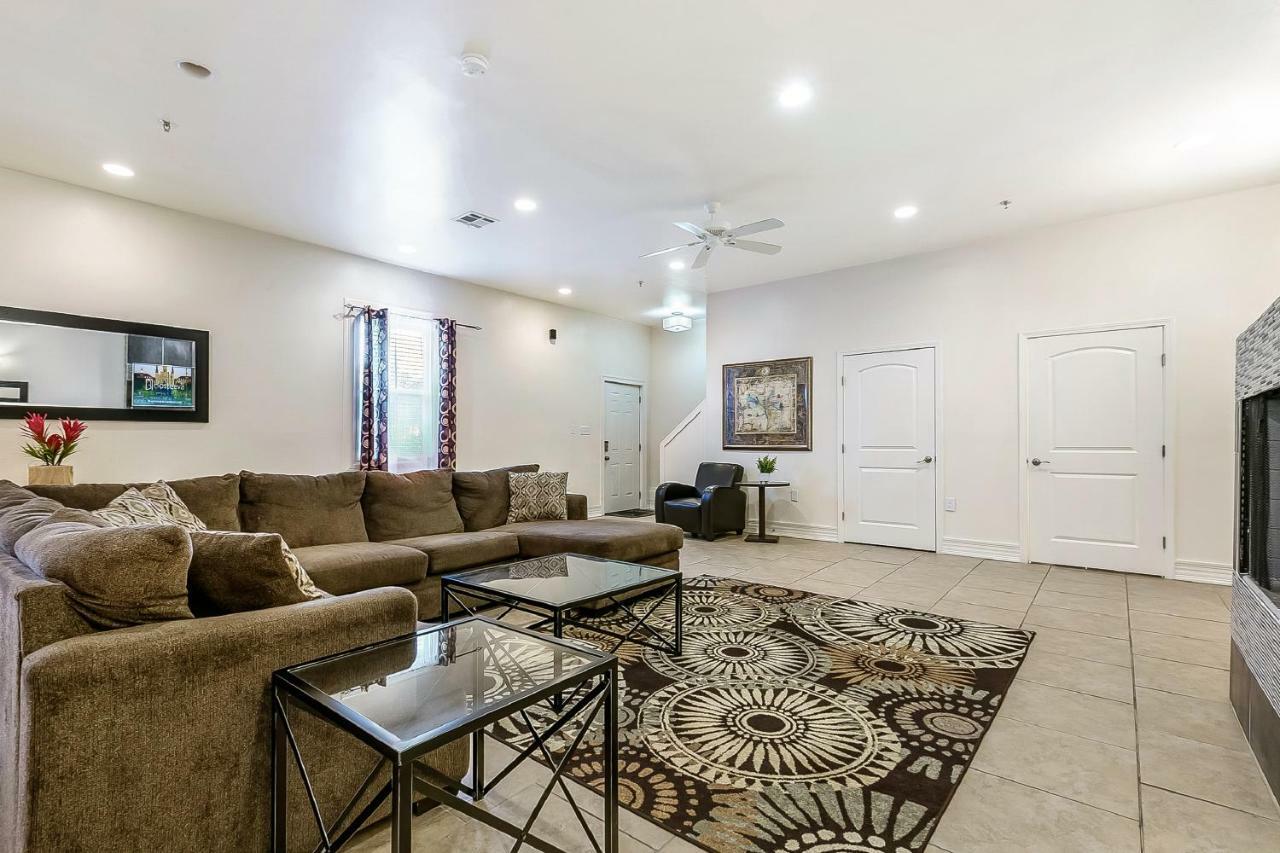 Apartment Spacious 3br/2.5bath In Great Location New Orleans
